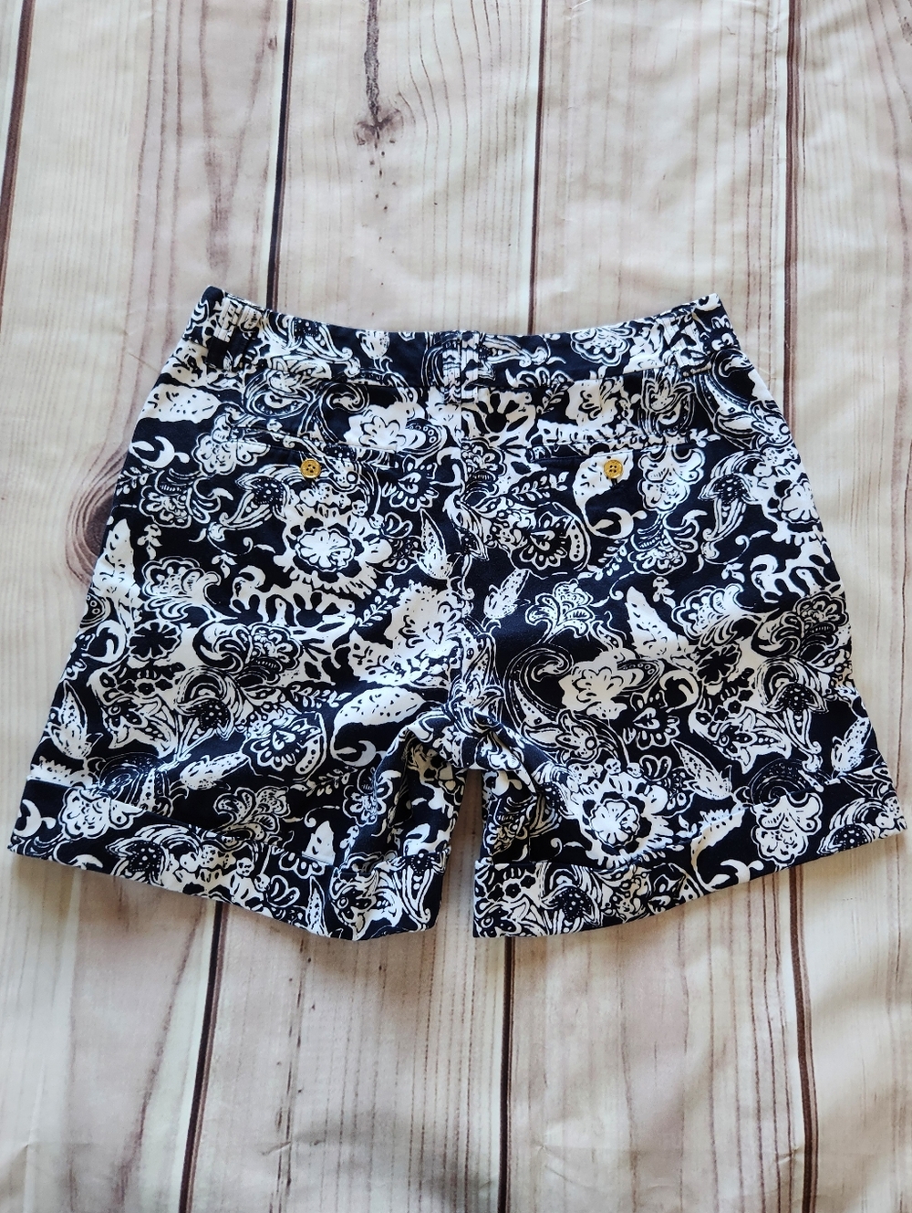 Lauren Ralph Lauren High Rise Floral Cuffed Shorts Navy White | Women's Size 10 - Picture 3 of 7